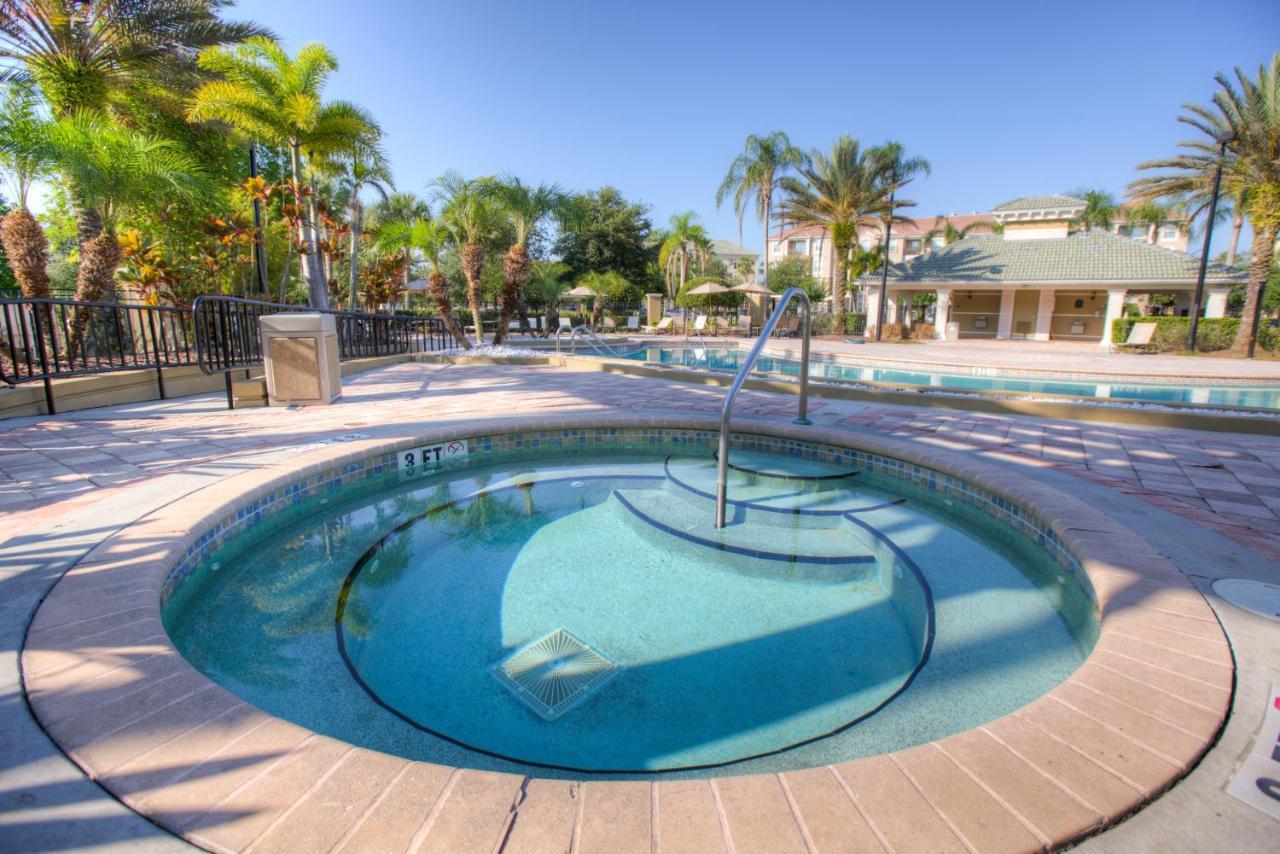 Cozy Townhome In Vista Cay Resort W Garage คิสซิมมี ภายนอก รูปภาพ
